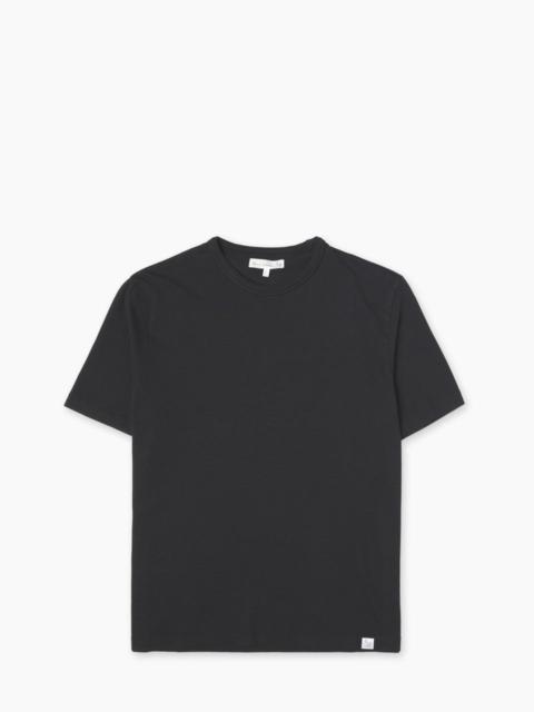 MERZ B. SCHWANEN TEE02 TEE DEEP BLACK