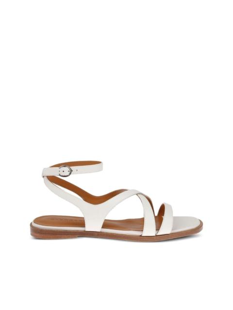 Iluvia sandals