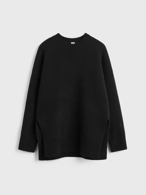 Double-knit pullover black