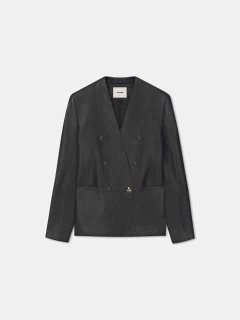 LILITH
Collarless double breasted boxy leather blazer