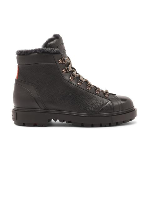Men's black tumbled leather hiking boot with fur