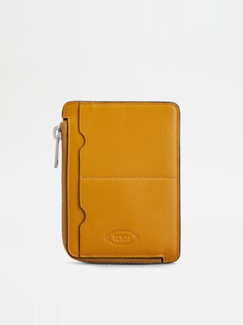 POUCH IN LEATHER SMALL - YELLOW