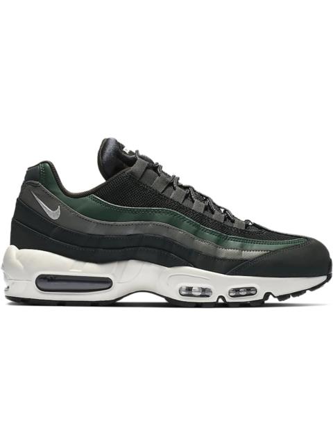 Nike Air Max 95 Essential Outdoor Green