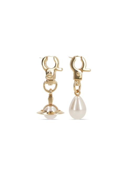 Claude earrings
