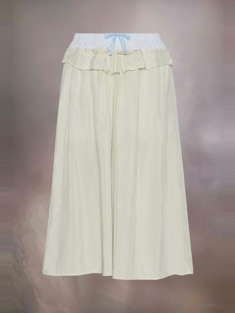 Anonymity of the lining skirt