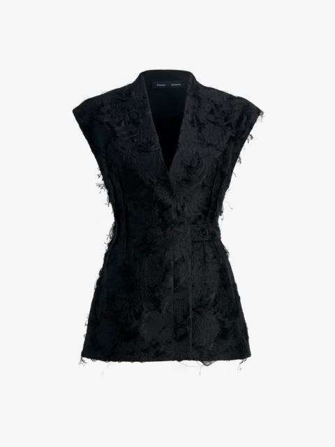 Cindle Gillet in Chrysanthemum Float Jacquard