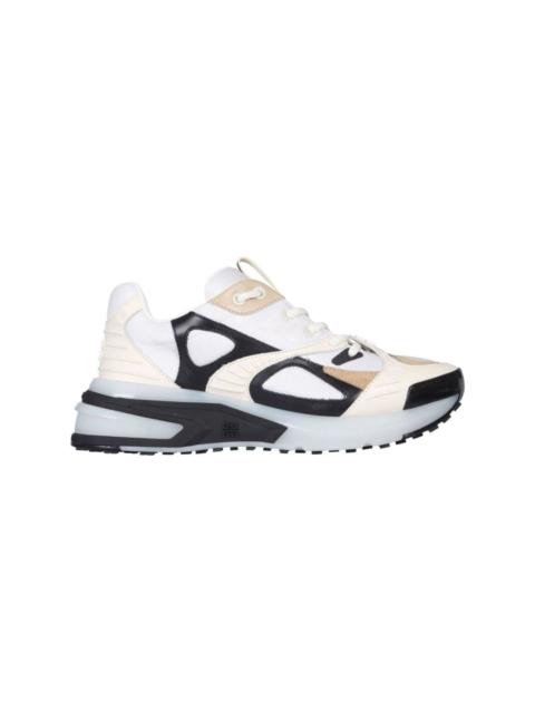 Giv 1 Lace-up Sneakers