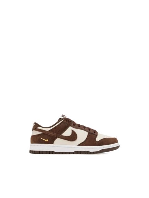 Dunk Low suede-panelled sneakers