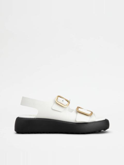 SANDALS IN LEATHER - WHITE