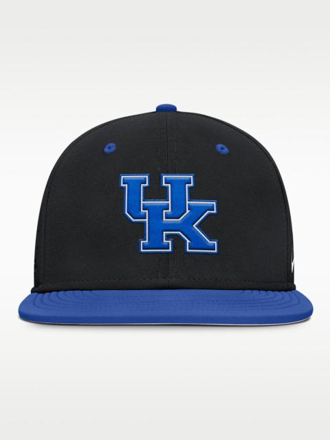 Kentucky Wildcats Dugout True Men’s Nike Dri-FIT College Fitted Hat