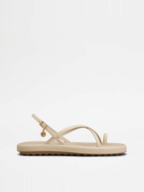 SANDALS IN LEATHER - OFF WHITE