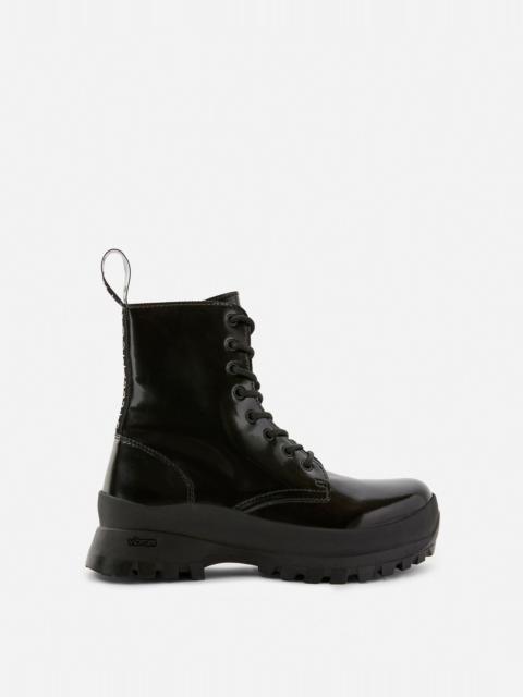 Trace Logo Boots