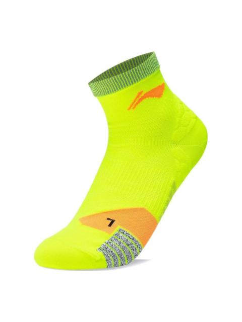 Li-Ning Logo Mid Cut Socks 'Neon Yellow' AWST007-4