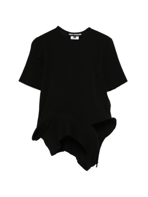 asymmetric-hem T-shirt