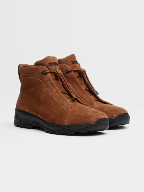 DARK FOLIAGE SUEDE TRIPLE STITCH™ VETTA SNEAKERS