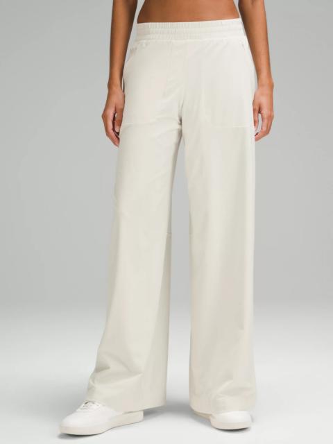 Swift Mid-Rise Wide-Leg Pant