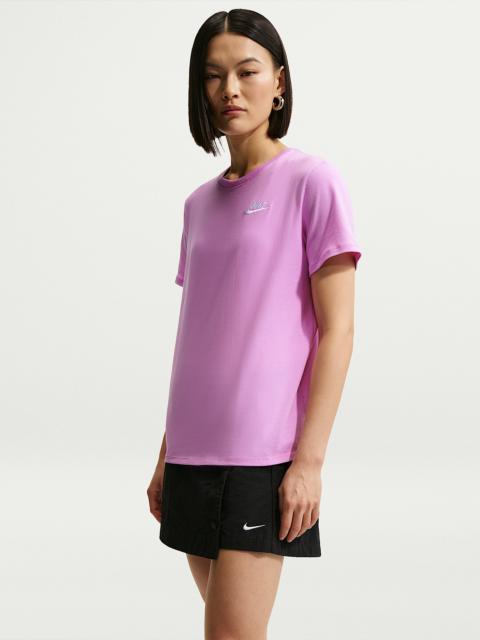 Nike Sportswear Club Essentials Women's T-Shirt