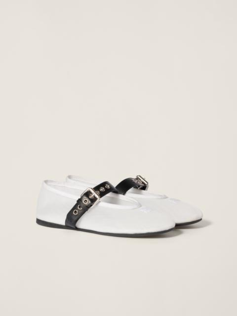 Mesh fabric ballerinas