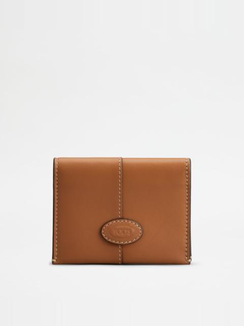 CARD HOLDER IN LEATHER - BROWN