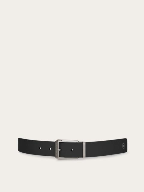 Reversible and adjustable belt