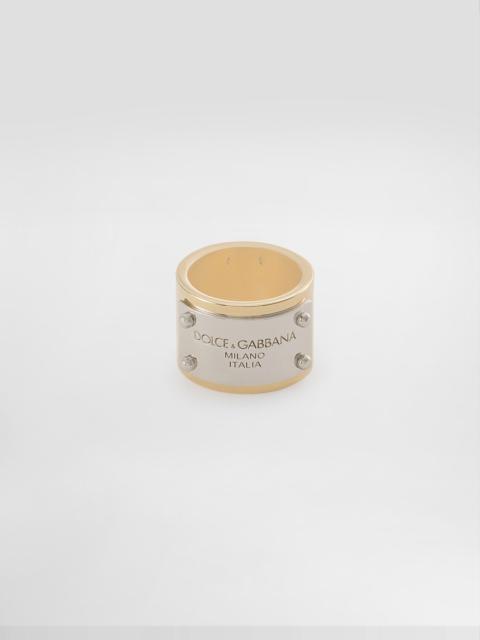 Ring with branded tag