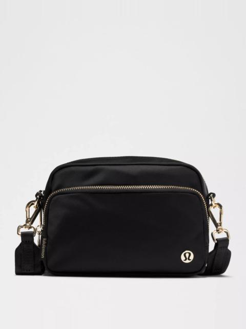 Everywhere Crossbody Bag 2L *Metal Hardware