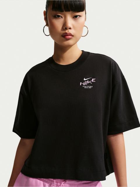 Nike Sportswear Women's Oversized Mid-Cropped T-Shirt