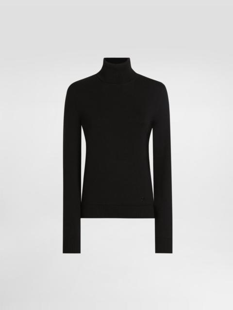 Wool turtleneck pullover
