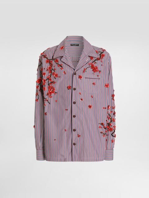 Vanity shirt with embroidery