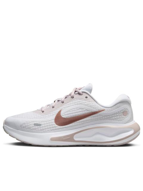 (WMNS) Nike Journey Run 'White Smokey Mauve' FJ7765-103
