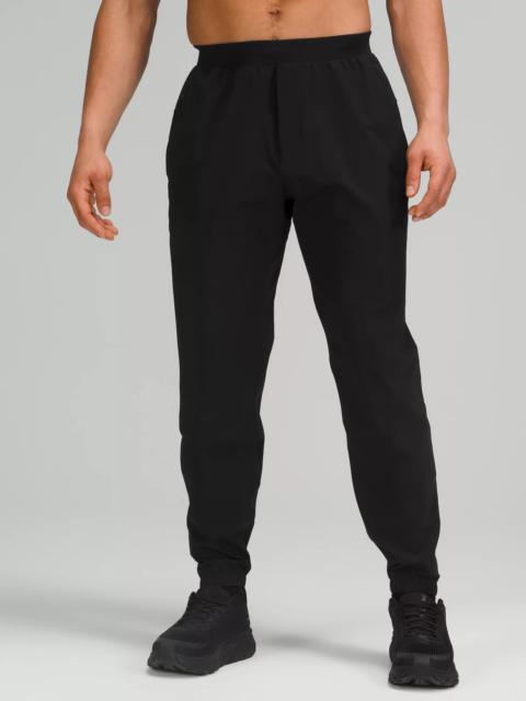 Surge Jogger *Shorter