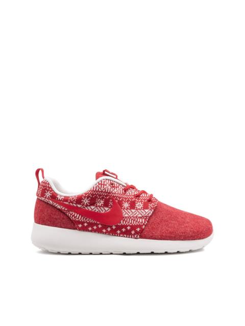Wmns Rosherun Winter sneakers