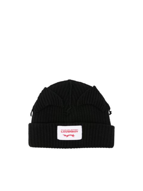 ribbed-knit beanie