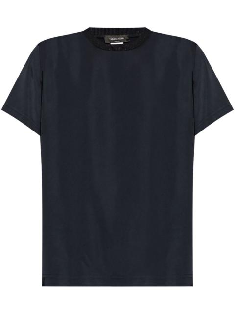 decorative neck t-shirt