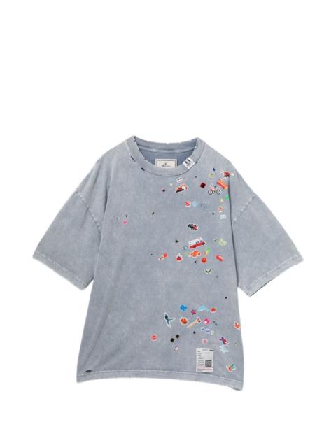 kid sticker-print bleached T-shirt