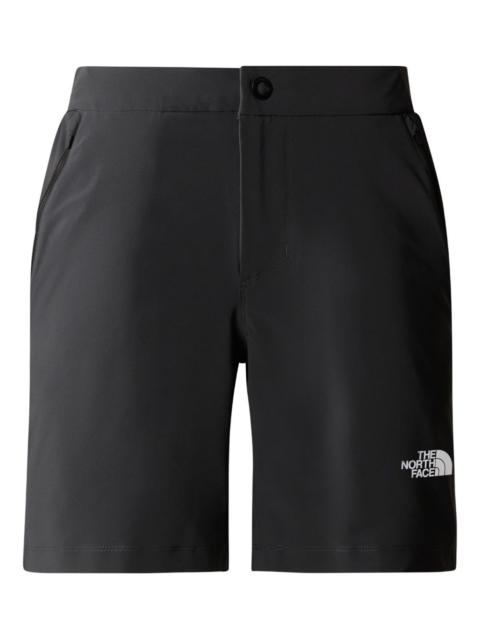 button-fastening shorts