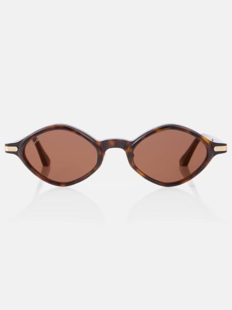 Oval sunglasses