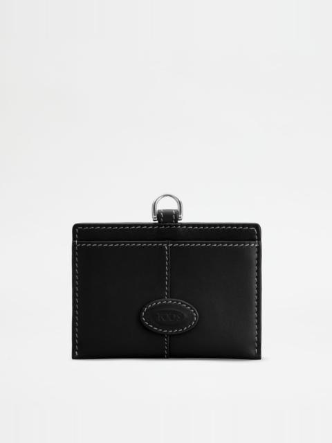 BADGE HOLDER IN LEATHER - BLACK