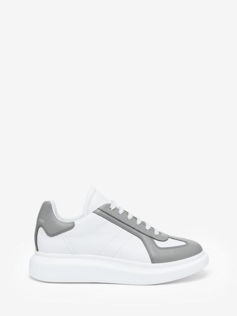 Oversized Retro Sneaker