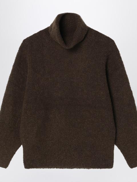 Bouclé turtleneck pepper