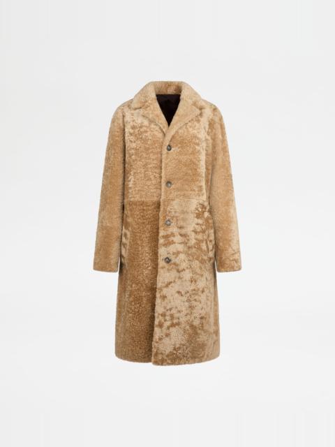 COAT IN SHEARLING - BEIGE