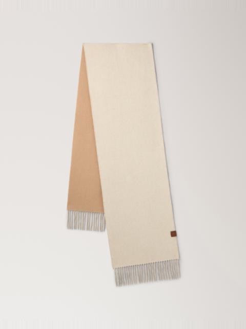 Reversible Cashmere Bi-Colour Scarf
Eggshell & Camel Cashmere