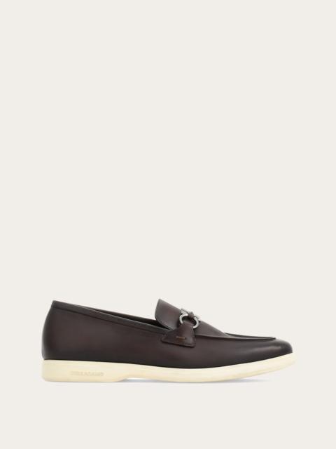 Casual loafer with Gancini ornament