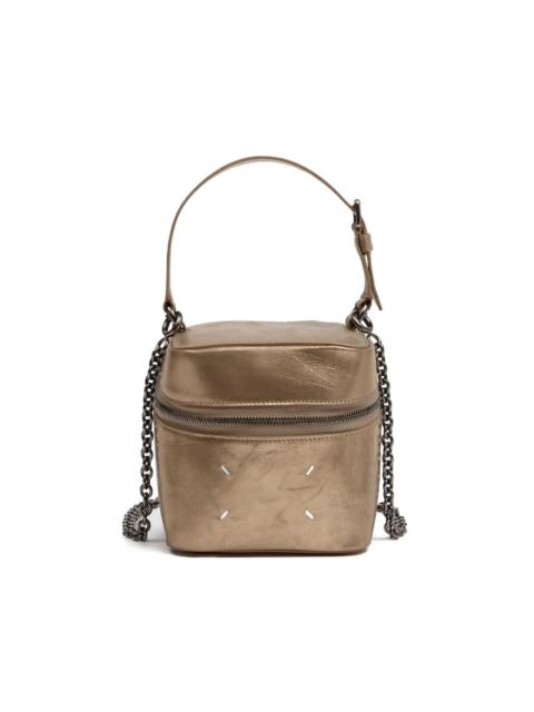 chain-strap shoulder bag