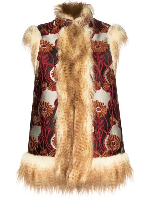 faux-fur trimmed gliet