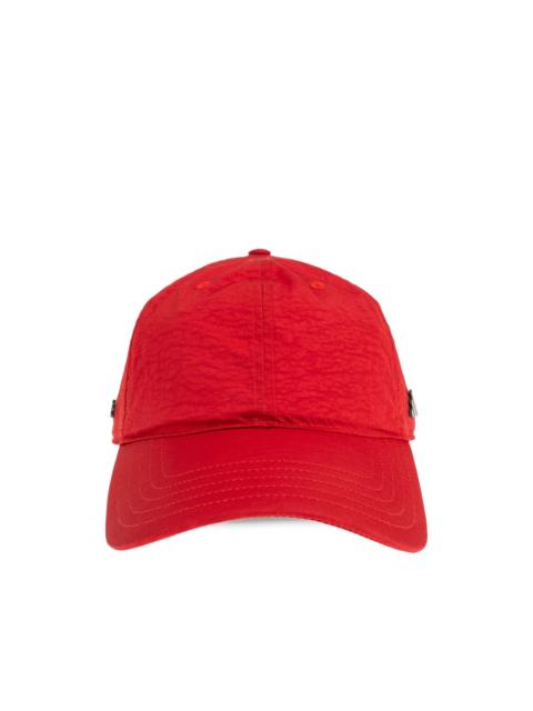 textured baseball  cap