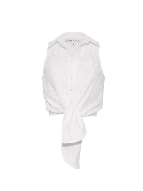 Highland Top
A Twist on the Classic Button-Down