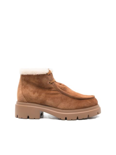 Hudson shearling chukka boots