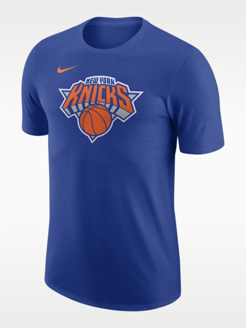 New York Knicks Essential Men's Nike NBA T-Shirt