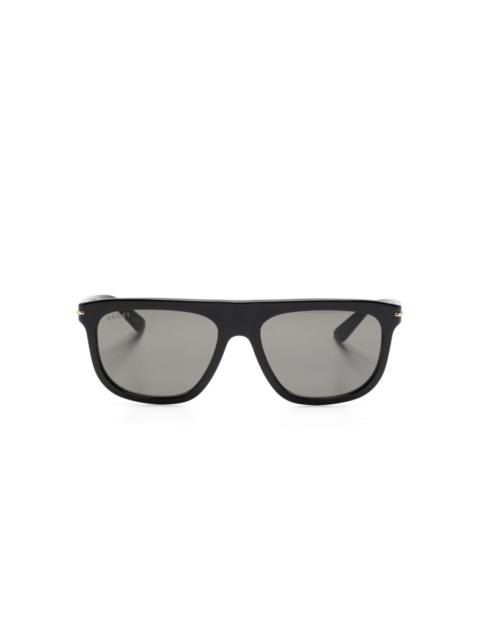 oval-frame sunglasses